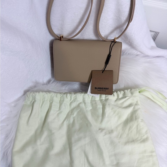 Burberry Tan Leather Crossbody Bag - Picture 5 of 7